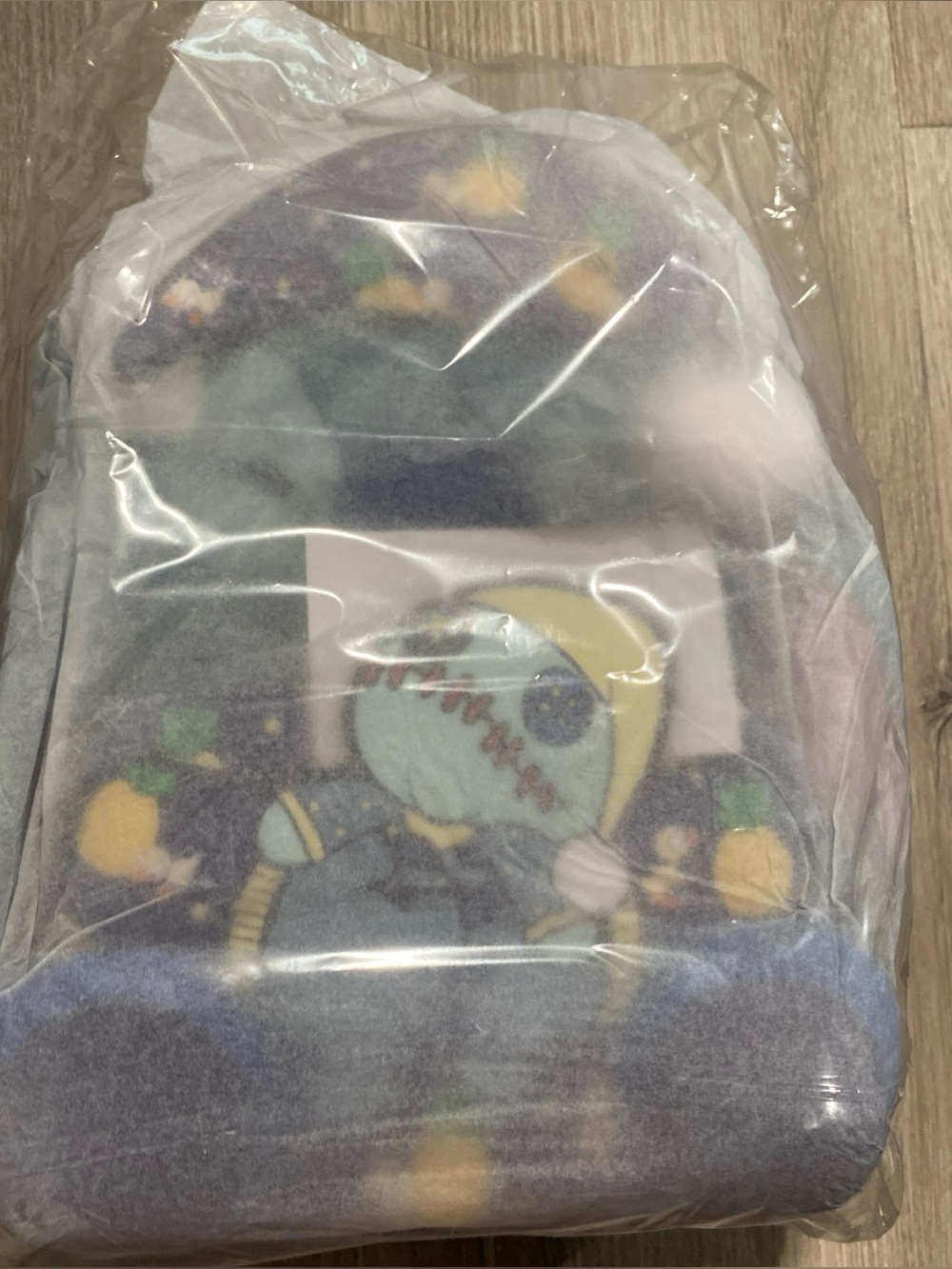Disney Loungefly SDCC Limited Edition Bedtime Stitch Glow Mini Backpack - Picture 7 of 11
